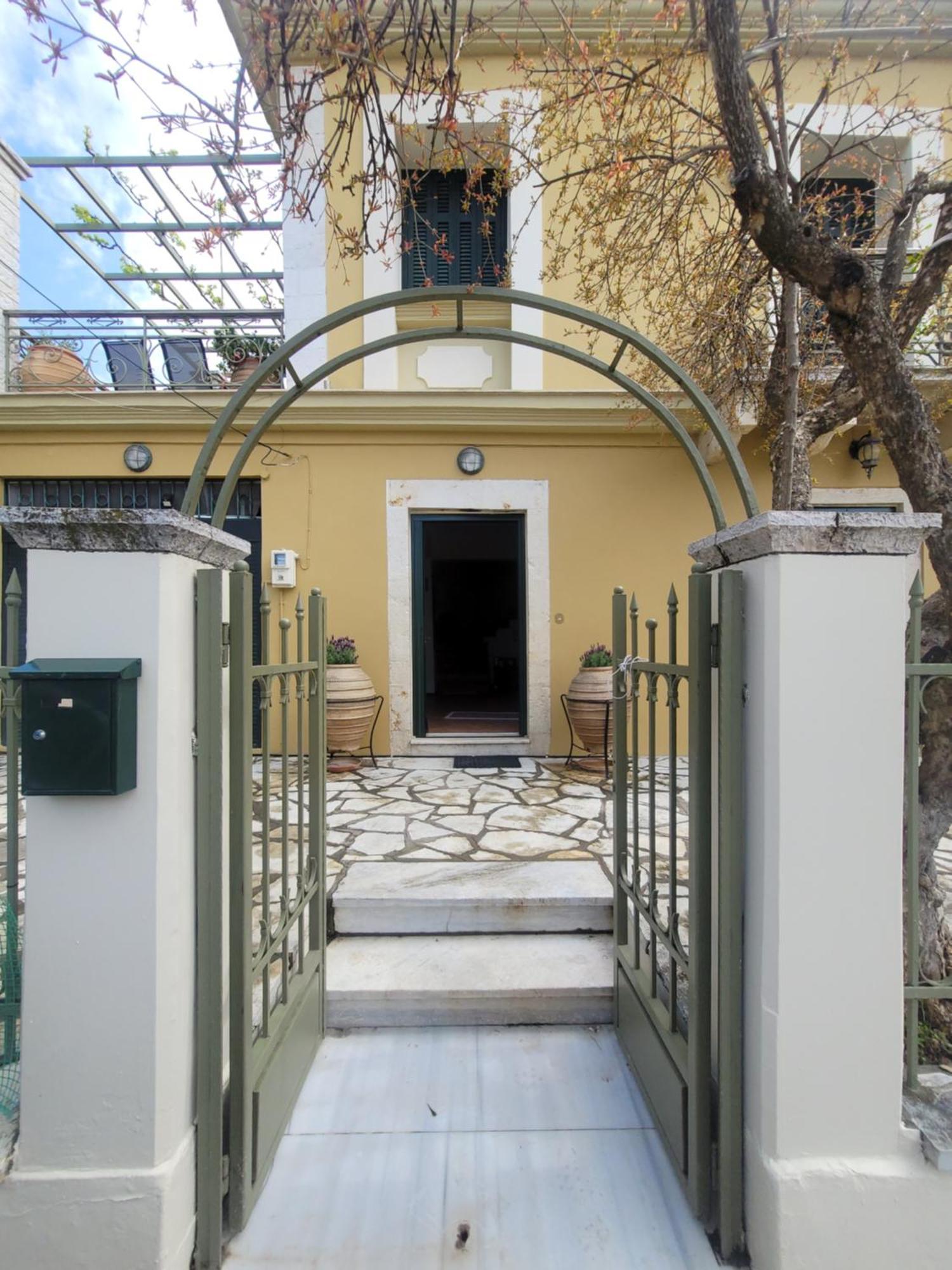 Palairos Historic Property Exterior photo